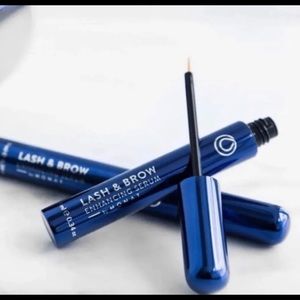 Monat Lash and Brow enhancing serum